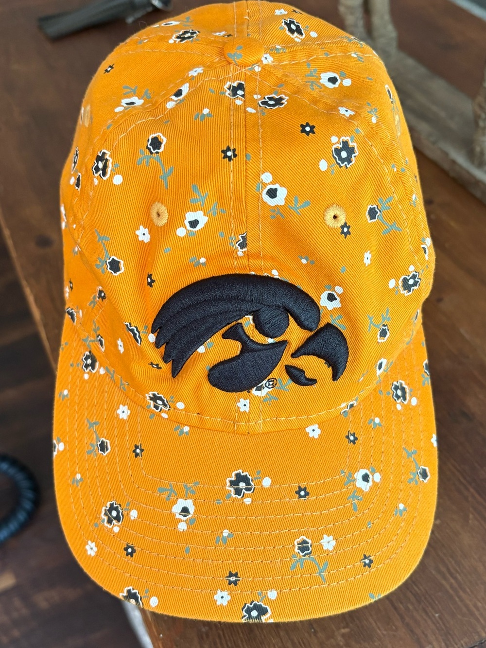 New Era Iowa Hawkeyes Floral Corduroy Adjustable Women’s Hat Yellow - Picture 2 of 9